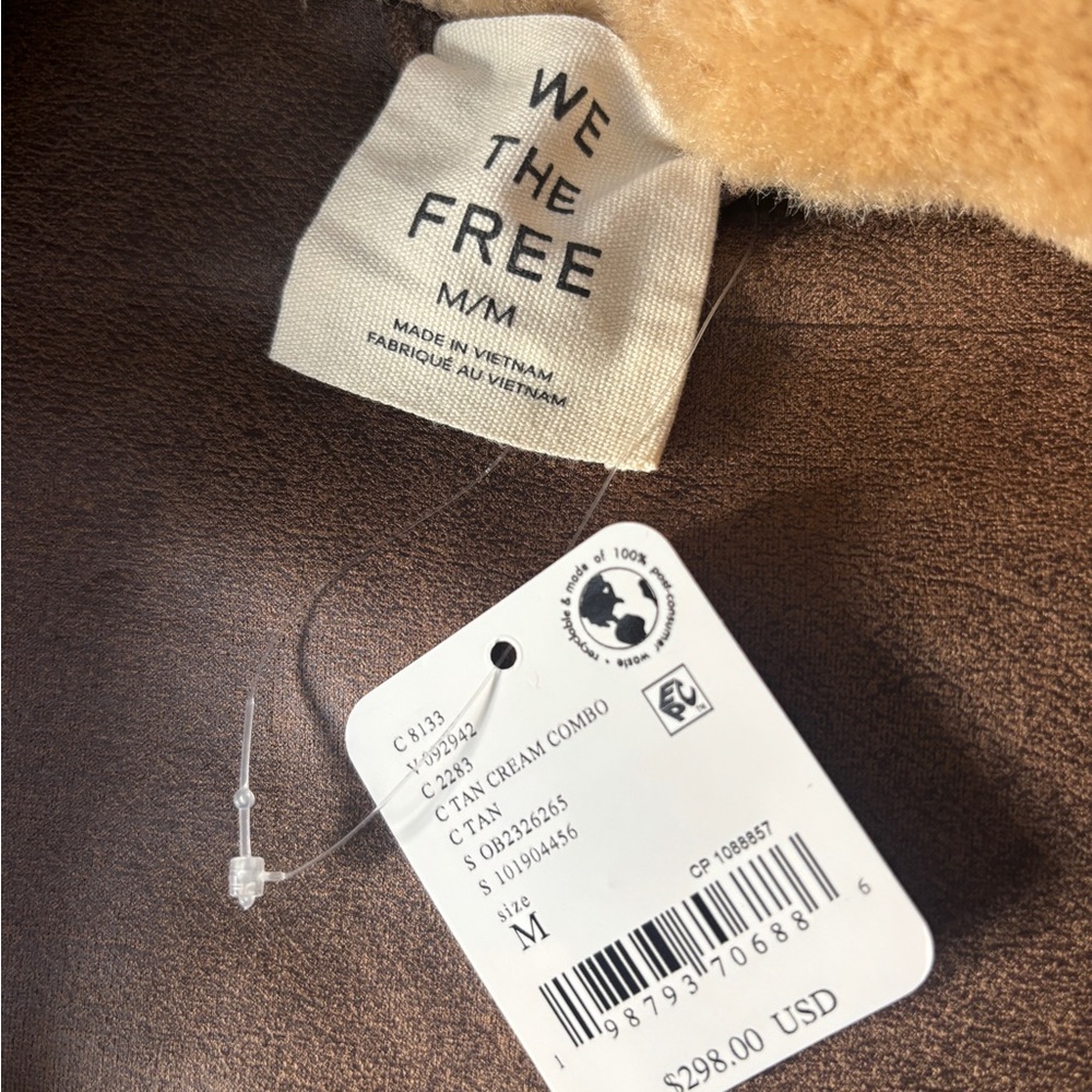We The Free Cream and Tan Combo Coat

NWT Free People reversible coat - Picture 5 of 6